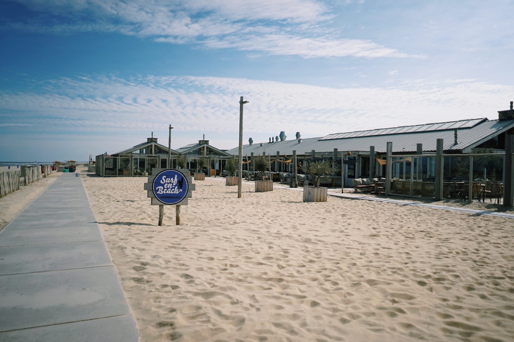 Strandpaviljoen Surf en Beach in Katwijk Bollenstreek
