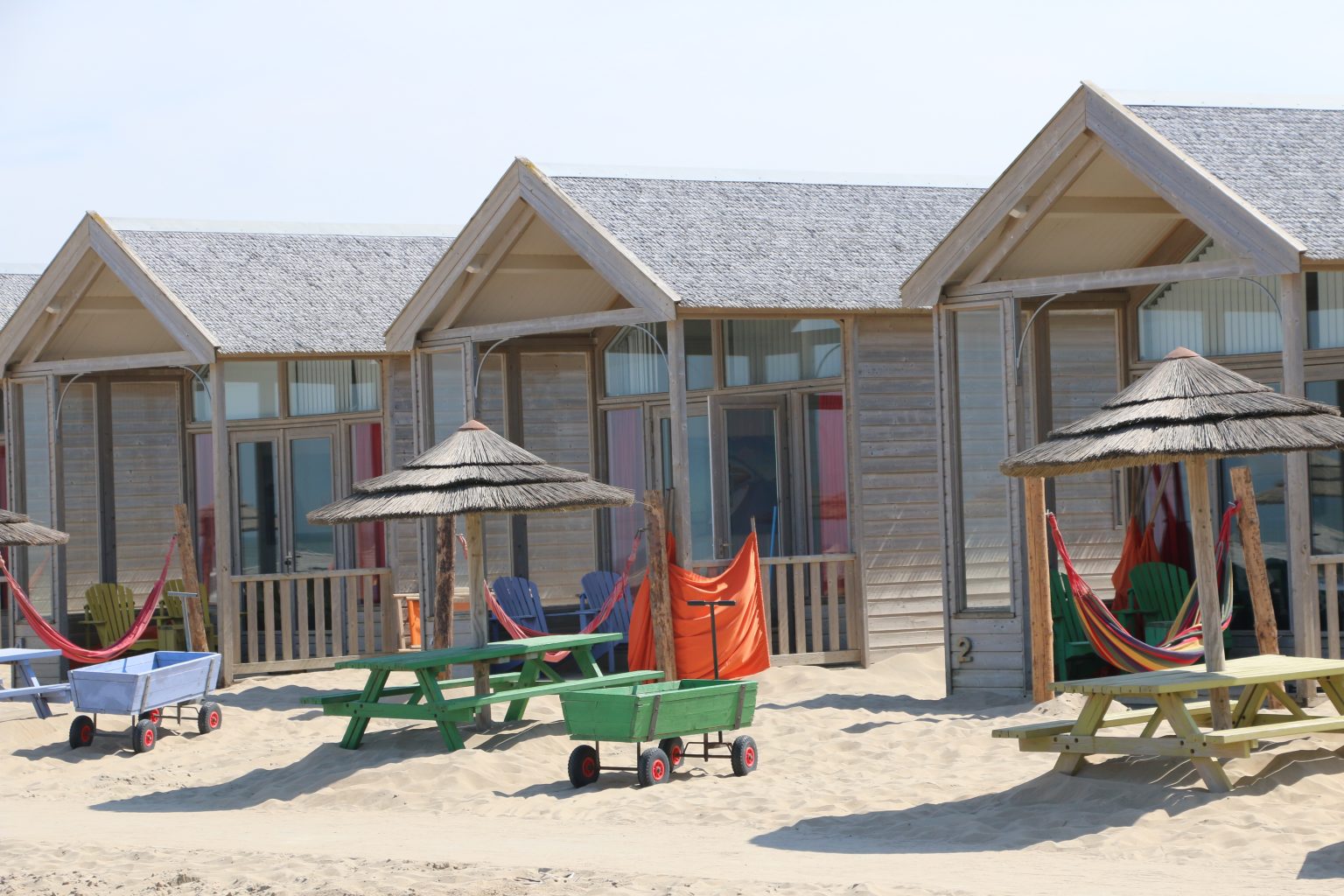 Strandhuisje Aan Zee Overnachten Op Het Strand In Nederland